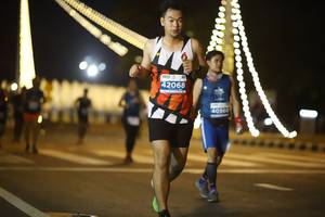 BIB: 42068, 40560
                            <button type="button" onclick="openModal(13939389)" class="btn btn-primary btn-sm float-right btn-popup" data-toggle="modal" data-target=".modal-high-quality">
                        <i class="fas fa-shopping-cart"></i> Add to Cart
                    </button>
                                            <button type="button" onclick="isThisMe(13939389, true)" class="btn btn-success btn-sm float-right btn-popup btn-isme hidden" data-toggle="tooltip" data-placement="bottom" title="นี่คือรูปของคุณใช่ไหม คลิกที่นี่เพื่อเอาเข้าอัลบั้ม">
                        <i class="fas fa-plus"></i> Add to album
                    </button>
                    <button type="button" onclick="isThisMe(13939389, false)" class="btn btn-warning btn-sm float-right btn-popup btn-isnotme hidden">
                        <i class="fas fa-ban"></i> Remove from album
                    </button>