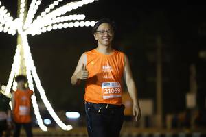 BIB: 21059
                            <button type="button" onclick="openModal(13901684)" class="btn btn-primary btn-sm float-right btn-popup" data-toggle="modal" data-target=".modal-high-quality">
                        <i class="fas fa-shopping-cart"></i> Add to Cart
                    </button>
                                            <button type="button" onclick="isThisMe(13901684, true)" class="btn btn-success btn-sm float-right btn-popup btn-isme hidden" data-toggle="tooltip" data-placement="bottom" title="นี่คือรูปของคุณใช่ไหม คลิกที่นี่เพื่อเอาเข้าอัลบั้ม">
                        <i class="fas fa-plus"></i> Add to album
                    </button>
                    <button type="button" onclick="isThisMe(13901684, false)" class="btn btn-warning btn-sm float-right btn-popup btn-isnotme hidden">
                        <i class="fas fa-ban"></i> Remove from album
                    </button>