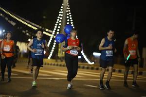 BIB: 25655, 29632, 45334, 12229
                            <button type="button" onclick="openModal(13915467)" class="btn btn-primary btn-sm float-right btn-popup" data-toggle="modal" data-target=".modal-high-quality">
                        <i class="fas fa-shopping-cart"></i> Add to Cart
                    </button>
                                            <button type="button" onclick="isThisMe(13915467, true)" class="btn btn-success btn-sm float-right btn-popup btn-isme hidden" data-toggle="tooltip" data-placement="bottom" title="นี่คือรูปของคุณใช่ไหม คลิกที่นี่เพื่อเอาเข้าอัลบั้ม">
                        <i class="fas fa-plus"></i> Add to album
                    </button>
                    <button type="button" onclick="isThisMe(13915467, false)" class="btn btn-warning btn-sm float-right btn-popup btn-isnotme hidden">
                        <i class="fas fa-ban"></i> Remove from album
                    </button>