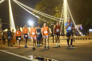 BIB: 
                            <button type="button" onclick="openModal(15301127)" class="btn btn-primary btn-sm float-right btn-popup" data-toggle="modal" data-target=".modal-high-quality">
                        <i class="fas fa-shopping-cart"></i> Add to Cart
                    </button>
                                            <button type="button" onclick="isThisMe(15301127, true)" class="btn btn-success btn-sm float-right btn-popup btn-isme hidden" data-toggle="tooltip" data-placement="bottom" title="นี่คือรูปของคุณใช่ไหม คลิกที่นี่เพื่อเอาเข้าอัลบั้ม">
                        <i class="fas fa-plus"></i> Add to album
                    </button>
                    <button type="button" onclick="isThisMe(15301127, false)" class="btn btn-warning btn-sm float-right btn-popup btn-isnotme hidden">
                        <i class="fas fa-ban"></i> Remove from album
                    </button>