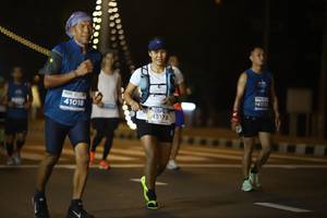 BIB: 4113, 41018, 43178
                            <button type="button" onclick="openModal(13922406)" class="btn btn-primary btn-sm float-right btn-popup" data-toggle="modal" data-target=".modal-high-quality">
                        <i class="fas fa-shopping-cart"></i> Add to Cart
                    </button>
                                            <button type="button" onclick="isThisMe(13922406, true)" class="btn btn-success btn-sm float-right btn-popup btn-isme hidden" data-toggle="tooltip" data-placement="bottom" title="นี่คือรูปของคุณใช่ไหม คลิกที่นี่เพื่อเอาเข้าอัลบั้ม">
                        <i class="fas fa-plus"></i> Add to album
                    </button>
                    <button type="button" onclick="isThisMe(13922406, false)" class="btn btn-warning btn-sm float-right btn-popup btn-isnotme hidden">
                        <i class="fas fa-ban"></i> Remove from album
                    </button>