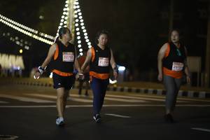 BIB: 22793, 22796, 2970
                            <button type="button" onclick="openModal(13920399)" class="btn btn-primary btn-sm float-right btn-popup" data-toggle="modal" data-target=".modal-high-quality">
                        <i class="fas fa-shopping-cart"></i> Add to Cart
                    </button>
                                            <button type="button" onclick="isThisMe(13920399, true)" class="btn btn-success btn-sm float-right btn-popup btn-isme hidden" data-toggle="tooltip" data-placement="bottom" title="นี่คือรูปของคุณใช่ไหม คลิกที่นี่เพื่อเอาเข้าอัลบั้ม">
                        <i class="fas fa-plus"></i> Add to album
                    </button>
                    <button type="button" onclick="isThisMe(13920399, false)" class="btn btn-warning btn-sm float-right btn-popup btn-isnotme hidden">
                        <i class="fas fa-ban"></i> Remove from album
                    </button>