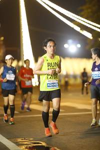 BIB: 4304, 42433, 42449
                            <button type="button" onclick="openModal(15331073)" class="btn btn-primary btn-sm float-right btn-popup" data-toggle="modal" data-target=".modal-high-quality">
                        <i class="fas fa-shopping-cart"></i> Add to Cart
                    </button>
                                            <button type="button" onclick="isThisMe(15331073, true)" class="btn btn-success btn-sm float-right btn-popup btn-isme hidden" data-toggle="tooltip" data-placement="bottom" title="นี่คือรูปของคุณใช่ไหม คลิกที่นี่เพื่อเอาเข้าอัลบั้ม">
                        <i class="fas fa-plus"></i> Add to album
                    </button>
                    <button type="button" onclick="isThisMe(15331073, false)" class="btn btn-warning btn-sm float-right btn-popup btn-isnotme hidden">
                        <i class="fas fa-ban"></i> Remove from album
                    </button>