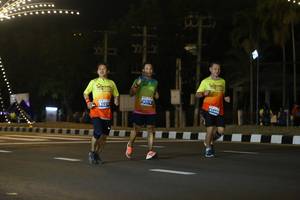 BIB: 41176, 40468
                            <button type="button" onclick="openModal(15304529)" class="btn btn-primary btn-sm float-right btn-popup" data-toggle="modal" data-target=".modal-high-quality">
                        <i class="fas fa-shopping-cart"></i> Add to Cart
                    </button>
                                            <button type="button" onclick="isThisMe(15304529, true)" class="btn btn-success btn-sm float-right btn-popup btn-isme hidden" data-toggle="tooltip" data-placement="bottom" title="นี่คือรูปของคุณใช่ไหม คลิกที่นี่เพื่อเอาเข้าอัลบั้ม">
                        <i class="fas fa-plus"></i> Add to album
                    </button>
                    <button type="button" onclick="isThisMe(15304529, false)" class="btn btn-warning btn-sm float-right btn-popup btn-isnotme hidden">
                        <i class="fas fa-ban"></i> Remove from album
                    </button>