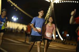 BIB: 0493, 892, 23447
                            <button type="button" onclick="openModal(13908946)" class="btn btn-primary btn-sm float-right btn-popup" data-toggle="modal" data-target=".modal-high-quality">
                        <i class="fas fa-shopping-cart"></i> Add to Cart
                    </button>
                                            <button type="button" onclick="isThisMe(13908946, true)" class="btn btn-success btn-sm float-right btn-popup btn-isme hidden" data-toggle="tooltip" data-placement="bottom" title="นี่คือรูปของคุณใช่ไหม คลิกที่นี่เพื่อเอาเข้าอัลบั้ม">
                        <i class="fas fa-plus"></i> Add to album
                    </button>
                    <button type="button" onclick="isThisMe(13908946, false)" class="btn btn-warning btn-sm float-right btn-popup btn-isnotme hidden">
                        <i class="fas fa-ban"></i> Remove from album
                    </button>