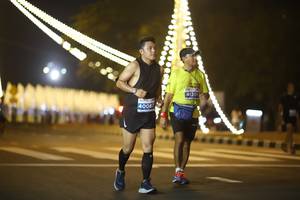 BIB: 41201, 40087
                            <button type="button" onclick="openModal(13933701)" class="btn btn-primary btn-sm float-right btn-popup" data-toggle="modal" data-target=".modal-high-quality">
                        <i class="fas fa-shopping-cart"></i> Add to Cart
                    </button>
                                            <button type="button" onclick="isThisMe(13933701, true)" class="btn btn-success btn-sm float-right btn-popup btn-isme hidden" data-toggle="tooltip" data-placement="bottom" title="นี่คือรูปของคุณใช่ไหม คลิกที่นี่เพื่อเอาเข้าอัลบั้ม">
                        <i class="fas fa-plus"></i> Add to album
                    </button>
                    <button type="button" onclick="isThisMe(13933701, false)" class="btn btn-warning btn-sm float-right btn-popup btn-isnotme hidden">
                        <i class="fas fa-ban"></i> Remove from album
                    </button>