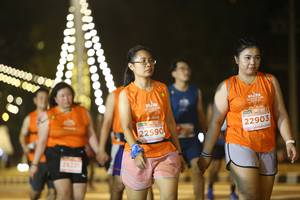 BIB: 00001010, 22903, 22590
                            <button type="button" onclick="openModal(15301240)" class="btn btn-primary btn-sm float-right btn-popup" data-toggle="modal" data-target=".modal-high-quality">
                        <i class="fas fa-shopping-cart"></i> Add to Cart
                    </button>
                                            <button type="button" onclick="isThisMe(15301240, true)" class="btn btn-success btn-sm float-right btn-popup btn-isme hidden" data-toggle="tooltip" data-placement="bottom" title="นี่คือรูปของคุณใช่ไหม คลิกที่นี่เพื่อเอาเข้าอัลบั้ม">
                        <i class="fas fa-plus"></i> Add to album
                    </button>
                    <button type="button" onclick="isThisMe(15301240, false)" class="btn btn-warning btn-sm float-right btn-popup btn-isnotme hidden">
                        <i class="fas fa-ban"></i> Remove from album
                    </button>