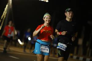BIB: 40411, 42819
                            <button type="button" onclick="openModal(13938231)" class="btn btn-primary btn-sm float-right btn-popup" data-toggle="modal" data-target=".modal-high-quality">
                        <i class="fas fa-shopping-cart"></i> Add to Cart
                    </button>
                                            <button type="button" onclick="isThisMe(13938231, true)" class="btn btn-success btn-sm float-right btn-popup btn-isme hidden" data-toggle="tooltip" data-placement="bottom" title="นี่คือรูปของคุณใช่ไหม คลิกที่นี่เพื่อเอาเข้าอัลบั้ม">
                        <i class="fas fa-plus"></i> Add to album
                    </button>
                    <button type="button" onclick="isThisMe(13938231, false)" class="btn btn-warning btn-sm float-right btn-popup btn-isnotme hidden">
                        <i class="fas fa-ban"></i> Remove from album
                    </button>