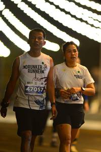 BIB: 220
                            <button type="button" onclick="openModal(13790316)" class="btn btn-primary btn-sm float-right btn-popup" data-toggle="modal" data-target=".modal-high-quality">
                        <i class="fas fa-shopping-cart"></i> Add to Cart
                    </button>
                                            <button type="button" onclick="isThisMe(13790316, true)" class="btn btn-success btn-sm float-right btn-popup btn-isme hidden" data-toggle="tooltip" data-placement="bottom" title="นี่คือรูปของคุณใช่ไหม คลิกที่นี่เพื่อเอาเข้าอัลบั้ม">
                        <i class="fas fa-plus"></i> Add to album
                    </button>
                    <button type="button" onclick="isThisMe(13790316, false)" class="btn btn-warning btn-sm float-right btn-popup btn-isnotme hidden">
                        <i class="fas fa-ban"></i> Remove from album
                    </button>