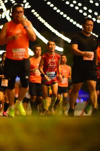 BIB: 211, 41205, 289
                            <button type="button" onclick="openModal(13836148)" class="btn btn-primary btn-sm float-right btn-popup" data-toggle="modal" data-target=".modal-high-quality">
                        <i class="fas fa-shopping-cart"></i> Add to Cart
                    </button>
                                            <button type="button" onclick="isThisMe(13836148, true)" class="btn btn-success btn-sm float-right btn-popup btn-isme hidden" data-toggle="tooltip" data-placement="bottom" title="นี่คือรูปของคุณใช่ไหม คลิกที่นี่เพื่อเอาเข้าอัลบั้ม">
                        <i class="fas fa-plus"></i> Add to album
                    </button>
                    <button type="button" onclick="isThisMe(13836148, false)" class="btn btn-warning btn-sm float-right btn-popup btn-isnotme hidden">
                        <i class="fas fa-ban"></i> Remove from album
                    </button>