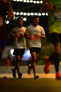 BIB: 400, 215, 22428
                            <button type="button" onclick="openModal(15614440)" class="btn btn-primary btn-sm float-right btn-popup" data-toggle="modal" data-target=".modal-high-quality">
                        <i class="fas fa-shopping-cart"></i> Add to Cart
                    </button>
                                            <button type="button" onclick="isThisMe(15614440, true)" class="btn btn-success btn-sm float-right btn-popup btn-isme hidden" data-toggle="tooltip" data-placement="bottom" title="นี่คือรูปของคุณใช่ไหม คลิกที่นี่เพื่อเอาเข้าอัลบั้ม">
                        <i class="fas fa-plus"></i> Add to album
                    </button>
                    <button type="button" onclick="isThisMe(15614440, false)" class="btn btn-warning btn-sm float-right btn-popup btn-isnotme hidden">
                        <i class="fas fa-ban"></i> Remove from album
                    </button>