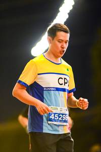 BIB: 21213
                            <button type="button" onclick="openModal(15717225)" class="btn btn-primary btn-sm float-right btn-popup" data-toggle="modal" data-target=".modal-high-quality">
                        <i class="fas fa-shopping-cart"></i> Add to Cart
                    </button>
                                            <button type="button" onclick="isThisMe(15717225, true)" class="btn btn-success btn-sm float-right btn-popup btn-isme hidden" data-toggle="tooltip" data-placement="bottom" title="นี่คือรูปของคุณใช่ไหม คลิกที่นี่เพื่อเอาเข้าอัลบั้ม">
                        <i class="fas fa-plus"></i> Add to album
                    </button>
                    <button type="button" onclick="isThisMe(15717225, false)" class="btn btn-warning btn-sm float-right btn-popup btn-isnotme hidden">
                        <i class="fas fa-ban"></i> Remove from album
                    </button>