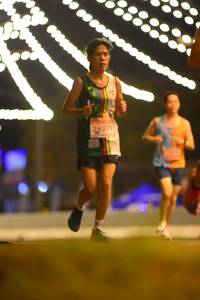 BIB: 39279
                            <button type="button" onclick="openModal(15613596)" class="btn btn-primary btn-sm float-right btn-popup" data-toggle="modal" data-target=".modal-high-quality">
                        <i class="fas fa-shopping-cart"></i> Add to Cart
                    </button>
                                            <button type="button" onclick="isThisMe(15613596, true)" class="btn btn-success btn-sm float-right btn-popup btn-isme hidden" data-toggle="tooltip" data-placement="bottom" title="นี่คือรูปของคุณใช่ไหม คลิกที่นี่เพื่อเอาเข้าอัลบั้ม">
                        <i class="fas fa-plus"></i> Add to album
                    </button>
                    <button type="button" onclick="isThisMe(15613596, false)" class="btn btn-warning btn-sm float-right btn-popup btn-isnotme hidden">
                        <i class="fas fa-ban"></i> Remove from album
                    </button>