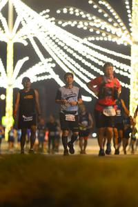 BIB: 0827, 2840
                            <button type="button" onclick="openModal(13794868)" class="btn btn-primary btn-sm float-right btn-popup" data-toggle="modal" data-target=".modal-high-quality">
                        <i class="fas fa-shopping-cart"></i> Add to Cart
                    </button>
                                            <button type="button" onclick="isThisMe(13794868, true)" class="btn btn-success btn-sm float-right btn-popup btn-isme hidden" data-toggle="tooltip" data-placement="bottom" title="นี่คือรูปของคุณใช่ไหม คลิกที่นี่เพื่อเอาเข้าอัลบั้ม">
                        <i class="fas fa-plus"></i> Add to album
                    </button>
                    <button type="button" onclick="isThisMe(13794868, false)" class="btn btn-warning btn-sm float-right btn-popup btn-isnotme hidden">
                        <i class="fas fa-ban"></i> Remove from album
                    </button>