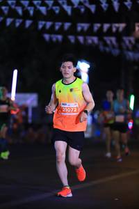 BIB: 21072
                            <button type="button" onclick="openModal(14050033)" class="btn btn-primary btn-sm float-right btn-popup" data-toggle="modal" data-target=".modal-high-quality">
                        <i class="fas fa-shopping-cart"></i> Add to Cart
                    </button>
                                            <button type="button" onclick="isThisMe(14050033, true)" class="btn btn-success btn-sm float-right btn-popup btn-isme hidden" data-toggle="tooltip" data-placement="bottom" title="นี่คือรูปของคุณใช่ไหม คลิกที่นี่เพื่อเอาเข้าอัลบั้ม">
                        <i class="fas fa-plus"></i> Add to album
                    </button>
                    <button type="button" onclick="isThisMe(14050033, false)" class="btn btn-warning btn-sm float-right btn-popup btn-isnotme hidden">
                        <i class="fas fa-ban"></i> Remove from album
                    </button>