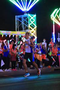 BIB: 6721
                            <button type="button" onclick="openModal(14018524)" class="btn btn-primary btn-sm float-right btn-popup" data-toggle="modal" data-target=".modal-high-quality">
                        <i class="fas fa-shopping-cart"></i> Add to Cart
                    </button>
                                            <button type="button" onclick="isThisMe(14018524, true)" class="btn btn-success btn-sm float-right btn-popup btn-isme hidden" data-toggle="tooltip" data-placement="bottom" title="นี่คือรูปของคุณใช่ไหม คลิกที่นี่เพื่อเอาเข้าอัลบั้ม">
                        <i class="fas fa-plus"></i> Add to album
                    </button>
                    <button type="button" onclick="isThisMe(14018524, false)" class="btn btn-warning btn-sm float-right btn-popup btn-isnotme hidden">
                        <i class="fas fa-ban"></i> Remove from album
                    </button>