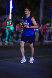 BIB: 425
                            <button type="button" onclick="openModal(15129930)" class="btn btn-primary btn-sm float-right btn-popup" data-toggle="modal" data-target=".modal-high-quality">
                        <i class="fas fa-shopping-cart"></i> Add to Cart
                    </button>
                                            <button type="button" onclick="isThisMe(15129930, true)" class="btn btn-success btn-sm float-right btn-popup btn-isme hidden" data-toggle="tooltip" data-placement="bottom" title="นี่คือรูปของคุณใช่ไหม คลิกที่นี่เพื่อเอาเข้าอัลบั้ม">
                        <i class="fas fa-plus"></i> Add to album
                    </button>
                    <button type="button" onclick="isThisMe(15129930, false)" class="btn btn-warning btn-sm float-right btn-popup btn-isnotme hidden">
                        <i class="fas fa-ban"></i> Remove from album
                    </button>