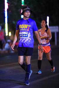 BIB: 41044, 147
                            <button type="button" onclick="openModal(15181741)" class="btn btn-primary btn-sm float-right btn-popup" data-toggle="modal" data-target=".modal-high-quality">
                        <i class="fas fa-shopping-cart"></i> Add to Cart
                    </button>
                                            <button type="button" onclick="isThisMe(15181741, true)" class="btn btn-success btn-sm float-right btn-popup btn-isme hidden" data-toggle="tooltip" data-placement="bottom" title="นี่คือรูปของคุณใช่ไหม คลิกที่นี่เพื่อเอาเข้าอัลบั้ม">
                        <i class="fas fa-plus"></i> Add to album
                    </button>
                    <button type="button" onclick="isThisMe(15181741, false)" class="btn btn-warning btn-sm float-right btn-popup btn-isnotme hidden">
                        <i class="fas fa-ban"></i> Remove from album
                    </button>