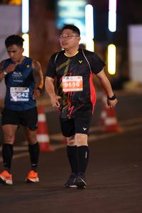 BIB: 9696, 0642
                            <button type="button" onclick="openModal(15178282)" class="btn btn-primary btn-sm float-right btn-popup" data-toggle="modal" data-target=".modal-high-quality">
                        <i class="fas fa-shopping-cart"></i> Add to Cart
                    </button>
                                            <button type="button" onclick="isThisMe(15178282, true)" class="btn btn-success btn-sm float-right btn-popup btn-isme hidden" data-toggle="tooltip" data-placement="bottom" title="นี่คือรูปของคุณใช่ไหม คลิกที่นี่เพื่อเอาเข้าอัลบั้ม">
                        <i class="fas fa-plus"></i> Add to album
                    </button>
                    <button type="button" onclick="isThisMe(15178282, false)" class="btn btn-warning btn-sm float-right btn-popup btn-isnotme hidden">
                        <i class="fas fa-ban"></i> Remove from album
                    </button>