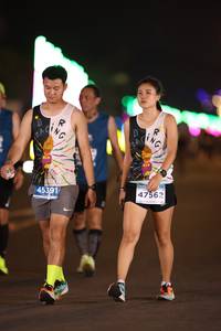 BIB: 47562, 45391
                            <button type="button" onclick="openModal(15210563)" class="btn btn-primary btn-sm float-right btn-popup" data-toggle="modal" data-target=".modal-high-quality">
                        <i class="fas fa-shopping-cart"></i> Add to Cart
                    </button>
                                            <button type="button" onclick="isThisMe(15210563, true)" class="btn btn-success btn-sm float-right btn-popup btn-isme hidden" data-toggle="tooltip" data-placement="bottom" title="นี่คือรูปของคุณใช่ไหม คลิกที่นี่เพื่อเอาเข้าอัลบั้ม">
                        <i class="fas fa-plus"></i> Add to album
                    </button>
                    <button type="button" onclick="isThisMe(15210563, false)" class="btn btn-warning btn-sm float-right btn-popup btn-isnotme hidden">
                        <i class="fas fa-ban"></i> Remove from album
                    </button>