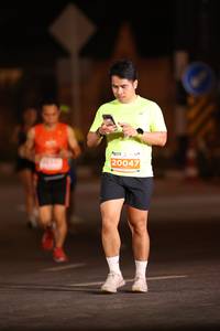 BIB: 20047
                            <button type="button" onclick="openModal(15225038)" class="btn btn-primary btn-sm float-right btn-popup" data-toggle="modal" data-target=".modal-high-quality">
                        <i class="fas fa-shopping-cart"></i> Add to Cart
                    </button>
                                            <button type="button" onclick="isThisMe(15225038, true)" class="btn btn-success btn-sm float-right btn-popup btn-isme hidden" data-toggle="tooltip" data-placement="bottom" title="นี่คือรูปของคุณใช่ไหม คลิกที่นี่เพื่อเอาเข้าอัลบั้ม">
                        <i class="fas fa-plus"></i> Add to album
                    </button>
                    <button type="button" onclick="isThisMe(15225038, false)" class="btn btn-warning btn-sm float-right btn-popup btn-isnotme hidden">
                        <i class="fas fa-ban"></i> Remove from album
                    </button>
