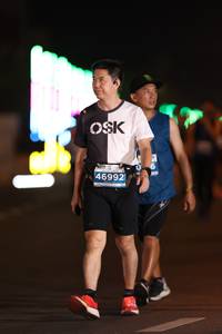 BIB: 46992
                            <button type="button" onclick="openModal(15196366)" class="btn btn-primary btn-sm float-right btn-popup" data-toggle="modal" data-target=".modal-high-quality">
                        <i class="fas fa-shopping-cart"></i> Add to Cart
                    </button>
                                            <button type="button" onclick="isThisMe(15196366, true)" class="btn btn-success btn-sm float-right btn-popup btn-isme hidden" data-toggle="tooltip" data-placement="bottom" title="นี่คือรูปของคุณใช่ไหม คลิกที่นี่เพื่อเอาเข้าอัลบั้ม">
                        <i class="fas fa-plus"></i> Add to album
                    </button>
                    <button type="button" onclick="isThisMe(15196366, false)" class="btn btn-warning btn-sm float-right btn-popup btn-isnotme hidden">
                        <i class="fas fa-ban"></i> Remove from album
                    </button>