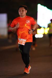 BIB: 20180
                            <button type="button" onclick="openModal(15183960)" class="btn btn-primary btn-sm float-right btn-popup" data-toggle="modal" data-target=".modal-high-quality">
                        <i class="fas fa-shopping-cart"></i> Add to Cart
                    </button>
                                            <button type="button" onclick="isThisMe(15183960, true)" class="btn btn-success btn-sm float-right btn-popup btn-isme hidden" data-toggle="tooltip" data-placement="bottom" title="นี่คือรูปของคุณใช่ไหม คลิกที่นี่เพื่อเอาเข้าอัลบั้ม">
                        <i class="fas fa-plus"></i> Add to album
                    </button>
                    <button type="button" onclick="isThisMe(15183960, false)" class="btn btn-warning btn-sm float-right btn-popup btn-isnotme hidden">
                        <i class="fas fa-ban"></i> Remove from album
                    </button>