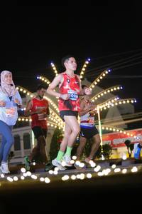 BIB: 098, 29831, 201
                            <button type="button" onclick="openModal(14229170)" class="btn btn-primary btn-sm float-right btn-popup" data-toggle="modal" data-target=".modal-high-quality">
                        <i class="fas fa-shopping-cart"></i> Add to Cart
                    </button>
                                            <button type="button" onclick="isThisMe(14229170, true)" class="btn btn-success btn-sm float-right btn-popup btn-isme hidden" data-toggle="tooltip" data-placement="bottom" title="นี่คือรูปของคุณใช่ไหม คลิกที่นี่เพื่อเอาเข้าอัลบั้ม">
                        <i class="fas fa-plus"></i> Add to album
                    </button>
                    <button type="button" onclick="isThisMe(14229170, false)" class="btn btn-warning btn-sm float-right btn-popup btn-isnotme hidden">
                        <i class="fas fa-ban"></i> Remove from album
                    </button>