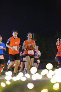 BIB: 322, 28228, 0637, 317
                            <button type="button" onclick="openModal(14813683)" class="btn btn-primary btn-sm float-right btn-popup" data-toggle="modal" data-target=".modal-high-quality">
                        <i class="fas fa-shopping-cart"></i> Add to Cart
                    </button>
                                            <button type="button" onclick="isThisMe(14813683, true)" class="btn btn-success btn-sm float-right btn-popup btn-isme hidden" data-toggle="tooltip" data-placement="bottom" title="นี่คือรูปของคุณใช่ไหม คลิกที่นี่เพื่อเอาเข้าอัลบั้ม">
                        <i class="fas fa-plus"></i> Add to album
                    </button>
                    <button type="button" onclick="isThisMe(14813683, false)" class="btn btn-warning btn-sm float-right btn-popup btn-isnotme hidden">
                        <i class="fas fa-ban"></i> Remove from album
                    </button>