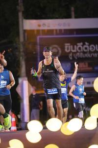 BIB: 2140, 40441
                            <button type="button" onclick="openModal(14190131)" class="btn btn-primary btn-sm float-right btn-popup" data-toggle="modal" data-target=".modal-high-quality">
                        <i class="fas fa-shopping-cart"></i> Add to Cart
                    </button>
                                            <button type="button" onclick="isThisMe(14190131, true)" class="btn btn-success btn-sm float-right btn-popup btn-isme hidden" data-toggle="tooltip" data-placement="bottom" title="นี่คือรูปของคุณใช่ไหม คลิกที่นี่เพื่อเอาเข้าอัลบั้ม">
                        <i class="fas fa-plus"></i> Add to album
                    </button>
                    <button type="button" onclick="isThisMe(14190131, false)" class="btn btn-warning btn-sm float-right btn-popup btn-isnotme hidden">
                        <i class="fas fa-ban"></i> Remove from album
                    </button>