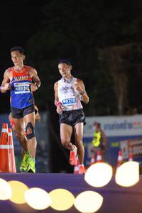 BIB: 46830, 40713, 200
                            <button type="button" onclick="openModal(14142916)" class="btn btn-primary btn-sm float-right btn-popup" data-toggle="modal" data-target=".modal-high-quality">
                        <i class="fas fa-shopping-cart"></i> Add to Cart
                    </button>
                                            <button type="button" onclick="isThisMe(14142916, true)" class="btn btn-success btn-sm float-right btn-popup btn-isme hidden" data-toggle="tooltip" data-placement="bottom" title="นี่คือรูปของคุณใช่ไหม คลิกที่นี่เพื่อเอาเข้าอัลบั้ม">
                        <i class="fas fa-plus"></i> Add to album
                    </button>
                    <button type="button" onclick="isThisMe(14142916, false)" class="btn btn-warning btn-sm float-right btn-popup btn-isnotme hidden">
                        <i class="fas fa-ban"></i> Remove from album
                    </button>