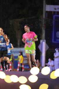 BIB: 41048
                            <button type="button" onclick="openModal(14140425)" class="btn btn-primary btn-sm float-right btn-popup" data-toggle="modal" data-target=".modal-high-quality">
                        <i class="fas fa-shopping-cart"></i> Add to Cart
                    </button>
                                            <button type="button" onclick="isThisMe(14140425, true)" class="btn btn-success btn-sm float-right btn-popup btn-isme hidden" data-toggle="tooltip" data-placement="bottom" title="นี่คือรูปของคุณใช่ไหม คลิกที่นี่เพื่อเอาเข้าอัลบั้ม">
                        <i class="fas fa-plus"></i> Add to album
                    </button>
                    <button type="button" onclick="isThisMe(14140425, false)" class="btn btn-warning btn-sm float-right btn-popup btn-isnotme hidden">
                        <i class="fas fa-ban"></i> Remove from album
                    </button>