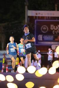 BIB: 900, 76412, 000
                            <button type="button" onclick="openModal(14150350)" class="btn btn-primary btn-sm float-right btn-popup" data-toggle="modal" data-target=".modal-high-quality">
                        <i class="fas fa-shopping-cart"></i> Add to Cart
                    </button>
                                            <button type="button" onclick="isThisMe(14150350, true)" class="btn btn-success btn-sm float-right btn-popup btn-isme hidden" data-toggle="tooltip" data-placement="bottom" title="นี่คือรูปของคุณใช่ไหม คลิกที่นี่เพื่อเอาเข้าอัลบั้ม">
                        <i class="fas fa-plus"></i> Add to album
                    </button>
                    <button type="button" onclick="isThisMe(14150350, false)" class="btn btn-warning btn-sm float-right btn-popup btn-isnotme hidden">
                        <i class="fas fa-ban"></i> Remove from album
                    </button>