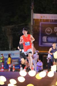 BIB: 9502
                            <button type="button" onclick="openModal(14149749)" class="btn btn-primary btn-sm float-right btn-popup" data-toggle="modal" data-target=".modal-high-quality">
                        <i class="fas fa-shopping-cart"></i> Add to Cart
                    </button>
                                            <button type="button" onclick="isThisMe(14149749, true)" class="btn btn-success btn-sm float-right btn-popup btn-isme hidden" data-toggle="tooltip" data-placement="bottom" title="นี่คือรูปของคุณใช่ไหม คลิกที่นี่เพื่อเอาเข้าอัลบั้ม">
                        <i class="fas fa-plus"></i> Add to album
                    </button>
                    <button type="button" onclick="isThisMe(14149749, false)" class="btn btn-warning btn-sm float-right btn-popup btn-isnotme hidden">
                        <i class="fas fa-ban"></i> Remove from album
                    </button>