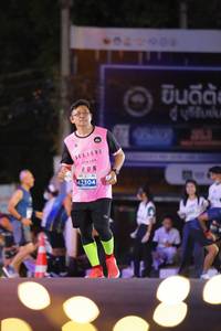 BIB: 42304
                            <button type="button" onclick="openModal(14172807)" class="btn btn-primary btn-sm float-right btn-popup" data-toggle="modal" data-target=".modal-high-quality">
                        <i class="fas fa-shopping-cart"></i> Add to Cart
                    </button>
                                            <button type="button" onclick="isThisMe(14172807, true)" class="btn btn-success btn-sm float-right btn-popup btn-isme hidden" data-toggle="tooltip" data-placement="bottom" title="นี่คือรูปของคุณใช่ไหม คลิกที่นี่เพื่อเอาเข้าอัลบั้ม">
                        <i class="fas fa-plus"></i> Add to album
                    </button>
                    <button type="button" onclick="isThisMe(14172807, false)" class="btn btn-warning btn-sm float-right btn-popup btn-isnotme hidden">
                        <i class="fas fa-ban"></i> Remove from album
                    </button>