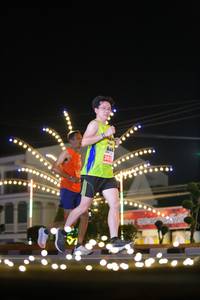 BIB: 263
                            <button type="button" onclick="openModal(14209351)" class="btn btn-primary btn-sm float-right btn-popup" data-toggle="modal" data-target=".modal-high-quality">
                        <i class="fas fa-shopping-cart"></i> Add to Cart
                    </button>
                                            <button type="button" onclick="isThisMe(14209351, true)" class="btn btn-success btn-sm float-right btn-popup btn-isme hidden" data-toggle="tooltip" data-placement="bottom" title="นี่คือรูปของคุณใช่ไหม คลิกที่นี่เพื่อเอาเข้าอัลบั้ม">
                        <i class="fas fa-plus"></i> Add to album
                    </button>
                    <button type="button" onclick="isThisMe(14209351, false)" class="btn btn-warning btn-sm float-right btn-popup btn-isnotme hidden">
                        <i class="fas fa-ban"></i> Remove from album
                    </button>