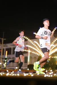 BIB: 2138
                            <button type="button" onclick="openModal(14208034)" class="btn btn-primary btn-sm float-right btn-popup" data-toggle="modal" data-target=".modal-high-quality">
                        <i class="fas fa-shopping-cart"></i> Add to Cart
                    </button>
                                            <button type="button" onclick="isThisMe(14208034, true)" class="btn btn-success btn-sm float-right btn-popup btn-isme hidden" data-toggle="tooltip" data-placement="bottom" title="นี่คือรูปของคุณใช่ไหม คลิกที่นี่เพื่อเอาเข้าอัลบั้ม">
                        <i class="fas fa-plus"></i> Add to album
                    </button>
                    <button type="button" onclick="isThisMe(14208034, false)" class="btn btn-warning btn-sm float-right btn-popup btn-isnotme hidden">
                        <i class="fas fa-ban"></i> Remove from album
                    </button>