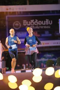 BIB: 46814, 41644
                            <button type="button" onclick="openModal(14199433)" class="btn btn-primary btn-sm float-right btn-popup" data-toggle="modal" data-target=".modal-high-quality">
                        <i class="fas fa-shopping-cart"></i> Add to Cart
                    </button>
                                            <button type="button" onclick="isThisMe(14199433, true)" class="btn btn-success btn-sm float-right btn-popup btn-isme hidden" data-toggle="tooltip" data-placement="bottom" title="นี่คือรูปของคุณใช่ไหม คลิกที่นี่เพื่อเอาเข้าอัลบั้ม">
                        <i class="fas fa-plus"></i> Add to album
                    </button>
                    <button type="button" onclick="isThisMe(14199433, false)" class="btn btn-warning btn-sm float-right btn-popup btn-isnotme hidden">
                        <i class="fas fa-ban"></i> Remove from album
                    </button>