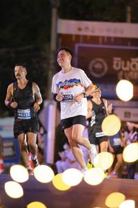 BIB: 256, 46335
                            <button type="button" onclick="openModal(14143647)" class="btn btn-primary btn-sm float-right btn-popup" data-toggle="modal" data-target=".modal-high-quality">
                        <i class="fas fa-shopping-cart"></i> Add to Cart
                    </button>
                                            <button type="button" onclick="isThisMe(14143647, true)" class="btn btn-success btn-sm float-right btn-popup btn-isme hidden" data-toggle="tooltip" data-placement="bottom" title="นี่คือรูปของคุณใช่ไหม คลิกที่นี่เพื่อเอาเข้าอัลบั้ม">
                        <i class="fas fa-plus"></i> Add to album
                    </button>
                    <button type="button" onclick="isThisMe(14143647, false)" class="btn btn-warning btn-sm float-right btn-popup btn-isnotme hidden">
                        <i class="fas fa-ban"></i> Remove from album
                    </button>