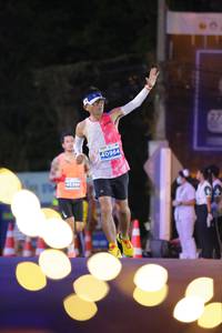 BIB: 40964
                            <button type="button" onclick="openModal(14162975)" class="btn btn-primary btn-sm float-right btn-popup" data-toggle="modal" data-target=".modal-high-quality">
                        <i class="fas fa-shopping-cart"></i> Add to Cart
                    </button>
                                            <button type="button" onclick="isThisMe(14162975, true)" class="btn btn-success btn-sm float-right btn-popup btn-isme hidden" data-toggle="tooltip" data-placement="bottom" title="นี่คือรูปของคุณใช่ไหม คลิกที่นี่เพื่อเอาเข้าอัลบั้ม">
                        <i class="fas fa-plus"></i> Add to album
                    </button>
                    <button type="button" onclick="isThisMe(14162975, false)" class="btn btn-warning btn-sm float-right btn-popup btn-isnotme hidden">
                        <i class="fas fa-ban"></i> Remove from album
                    </button>