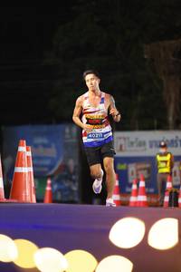 BIB: 40211
                            <button type="button" onclick="openModal(14132407)" class="btn btn-primary btn-sm float-right btn-popup" data-toggle="modal" data-target=".modal-high-quality">
                        <i class="fas fa-shopping-cart"></i> Add to Cart
                    </button>
                                            <button type="button" onclick="isThisMe(14132407, true)" class="btn btn-success btn-sm float-right btn-popup btn-isme hidden" data-toggle="tooltip" data-placement="bottom" title="นี่คือรูปของคุณใช่ไหม คลิกที่นี่เพื่อเอาเข้าอัลบั้ม">
                        <i class="fas fa-plus"></i> Add to album
                    </button>
                    <button type="button" onclick="isThisMe(14132407, false)" class="btn btn-warning btn-sm float-right btn-popup btn-isnotme hidden">
                        <i class="fas fa-ban"></i> Remove from album
                    </button>