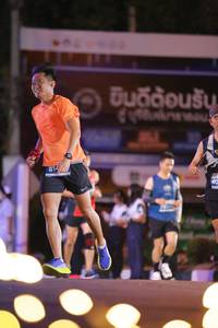 BIB: 814
                            <button type="button" onclick="openModal(14166017)" class="btn btn-primary btn-sm float-right btn-popup" data-toggle="modal" data-target=".modal-high-quality">
                        <i class="fas fa-shopping-cart"></i> Add to Cart
                    </button>
                                            <button type="button" onclick="isThisMe(14166017, true)" class="btn btn-success btn-sm float-right btn-popup btn-isme hidden" data-toggle="tooltip" data-placement="bottom" title="นี่คือรูปของคุณใช่ไหม คลิกที่นี่เพื่อเอาเข้าอัลบั้ม">
                        <i class="fas fa-plus"></i> Add to album
                    </button>
                    <button type="button" onclick="isThisMe(14166017, false)" class="btn btn-warning btn-sm float-right btn-popup btn-isnotme hidden">
                        <i class="fas fa-ban"></i> Remove from album
                    </button>