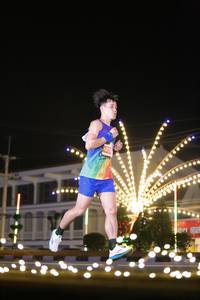 BIB: 215
                            <button type="button" onclick="openModal(14209105)" class="btn btn-primary btn-sm float-right btn-popup" data-toggle="modal" data-target=".modal-high-quality">
                        <i class="fas fa-shopping-cart"></i> Add to Cart
                    </button>
                                            <button type="button" onclick="isThisMe(14209105, true)" class="btn btn-success btn-sm float-right btn-popup btn-isme hidden" data-toggle="tooltip" data-placement="bottom" title="นี่คือรูปของคุณใช่ไหม คลิกที่นี่เพื่อเอาเข้าอัลบั้ม">
                        <i class="fas fa-plus"></i> Add to album
                    </button>
                    <button type="button" onclick="isThisMe(14209105, false)" class="btn btn-warning btn-sm float-right btn-popup btn-isnotme hidden">
                        <i class="fas fa-ban"></i> Remove from album
                    </button>