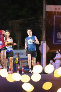 BIB: 4045, 2020, 2000, 111
                            <button type="button" onclick="openModal(14138546)" class="btn btn-primary btn-sm float-right btn-popup" data-toggle="modal" data-target=".modal-high-quality">
                        <i class="fas fa-shopping-cart"></i> Add to Cart
                    </button>
                                            <button type="button" onclick="isThisMe(14138546, true)" class="btn btn-success btn-sm float-right btn-popup btn-isme hidden" data-toggle="tooltip" data-placement="bottom" title="นี่คือรูปของคุณใช่ไหม คลิกที่นี่เพื่อเอาเข้าอัลบั้ม">
                        <i class="fas fa-plus"></i> Add to album
                    </button>
                    <button type="button" onclick="isThisMe(14138546, false)" class="btn btn-warning btn-sm float-right btn-popup btn-isnotme hidden">
                        <i class="fas fa-ban"></i> Remove from album
                    </button>