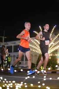 BIB: 270
                            <button type="button" onclick="openModal(14204068)" class="btn btn-primary btn-sm float-right btn-popup" data-toggle="modal" data-target=".modal-high-quality">
                        <i class="fas fa-shopping-cart"></i> Add to Cart
                    </button>
                                            <button type="button" onclick="isThisMe(14204068, true)" class="btn btn-success btn-sm float-right btn-popup btn-isme hidden" data-toggle="tooltip" data-placement="bottom" title="นี่คือรูปของคุณใช่ไหม คลิกที่นี่เพื่อเอาเข้าอัลบั้ม">
                        <i class="fas fa-plus"></i> Add to album
                    </button>
                    <button type="button" onclick="isThisMe(14204068, false)" class="btn btn-warning btn-sm float-right btn-popup btn-isnotme hidden">
                        <i class="fas fa-ban"></i> Remove from album
                    </button>