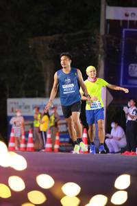 BIB: 40221, 409
                            <button type="button" onclick="openModal(14161439)" class="btn btn-primary btn-sm float-right btn-popup" data-toggle="modal" data-target=".modal-high-quality">
                        <i class="fas fa-shopping-cart"></i> Add to Cart
                    </button>
                                            <button type="button" onclick="isThisMe(14161439, true)" class="btn btn-success btn-sm float-right btn-popup btn-isme hidden" data-toggle="tooltip" data-placement="bottom" title="นี่คือรูปของคุณใช่ไหม คลิกที่นี่เพื่อเอาเข้าอัลบั้ม">
                        <i class="fas fa-plus"></i> Add to album
                    </button>
                    <button type="button" onclick="isThisMe(14161439, false)" class="btn btn-warning btn-sm float-right btn-popup btn-isnotme hidden">
                        <i class="fas fa-ban"></i> Remove from album
                    </button>