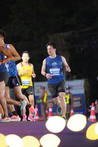 BIB: 41329, 41930, 000
                            <button type="button" onclick="openModal(14148890)" class="btn btn-primary btn-sm float-right btn-popup" data-toggle="modal" data-target=".modal-high-quality">
                        <i class="fas fa-shopping-cart"></i> Add to Cart
                    </button>
                                            <button type="button" onclick="isThisMe(14148890, true)" class="btn btn-success btn-sm float-right btn-popup btn-isme hidden" data-toggle="tooltip" data-placement="bottom" title="นี่คือรูปของคุณใช่ไหม คลิกที่นี่เพื่อเอาเข้าอัลบั้ม">
                        <i class="fas fa-plus"></i> Add to album
                    </button>
                    <button type="button" onclick="isThisMe(14148890, false)" class="btn btn-warning btn-sm float-right btn-popup btn-isnotme hidden">
                        <i class="fas fa-ban"></i> Remove from album
                    </button>