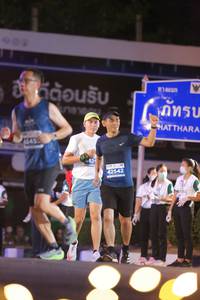 BIB: 906, 42542
                            <button type="button" onclick="openModal(14164765)" class="btn btn-primary btn-sm float-right btn-popup" data-toggle="modal" data-target=".modal-high-quality">
                        <i class="fas fa-shopping-cart"></i> Add to Cart
                    </button>
                                            <button type="button" onclick="isThisMe(14164765, true)" class="btn btn-success btn-sm float-right btn-popup btn-isme hidden" data-toggle="tooltip" data-placement="bottom" title="นี่คือรูปของคุณใช่ไหม คลิกที่นี่เพื่อเอาเข้าอัลบั้ม">
                        <i class="fas fa-plus"></i> Add to album
                    </button>
                    <button type="button" onclick="isThisMe(14164765, false)" class="btn btn-warning btn-sm float-right btn-popup btn-isnotme hidden">
                        <i class="fas fa-ban"></i> Remove from album
                    </button>