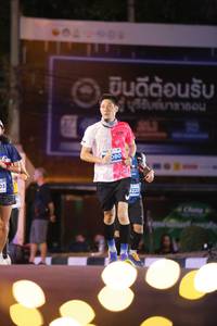 BIB: 080, 3225
                            <button type="button" onclick="openModal(14178405)" class="btn btn-primary btn-sm float-right btn-popup" data-toggle="modal" data-target=".modal-high-quality">
                        <i class="fas fa-shopping-cart"></i> Add to Cart
                    </button>
                                            <button type="button" onclick="isThisMe(14178405, true)" class="btn btn-success btn-sm float-right btn-popup btn-isme hidden" data-toggle="tooltip" data-placement="bottom" title="นี่คือรูปของคุณใช่ไหม คลิกที่นี่เพื่อเอาเข้าอัลบั้ม">
                        <i class="fas fa-plus"></i> Add to album
                    </button>
                    <button type="button" onclick="isThisMe(14178405, false)" class="btn btn-warning btn-sm float-right btn-popup btn-isnotme hidden">
                        <i class="fas fa-ban"></i> Remove from album
                    </button>