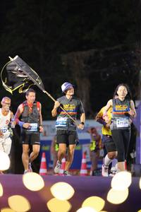 BIB: 47524, 455
                            <button type="button" onclick="openModal(14193202)" class="btn btn-primary btn-sm float-right btn-popup" data-toggle="modal" data-target=".modal-high-quality">
                        <i class="fas fa-shopping-cart"></i> Add to Cart
                    </button>
                                            <button type="button" onclick="isThisMe(14193202, true)" class="btn btn-success btn-sm float-right btn-popup btn-isme hidden" data-toggle="tooltip" data-placement="bottom" title="นี่คือรูปของคุณใช่ไหม คลิกที่นี่เพื่อเอาเข้าอัลบั้ม">
                        <i class="fas fa-plus"></i> Add to album
                    </button>
                    <button type="button" onclick="isThisMe(14193202, false)" class="btn btn-warning btn-sm float-right btn-popup btn-isnotme hidden">
                        <i class="fas fa-ban"></i> Remove from album
                    </button>